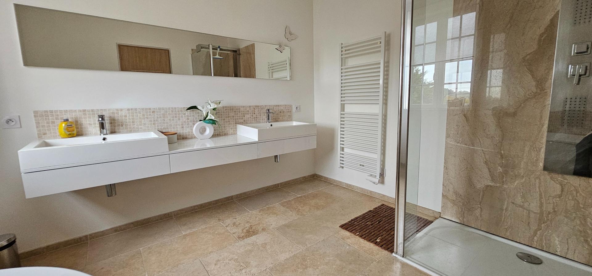 Photo 31 de l'annonce.