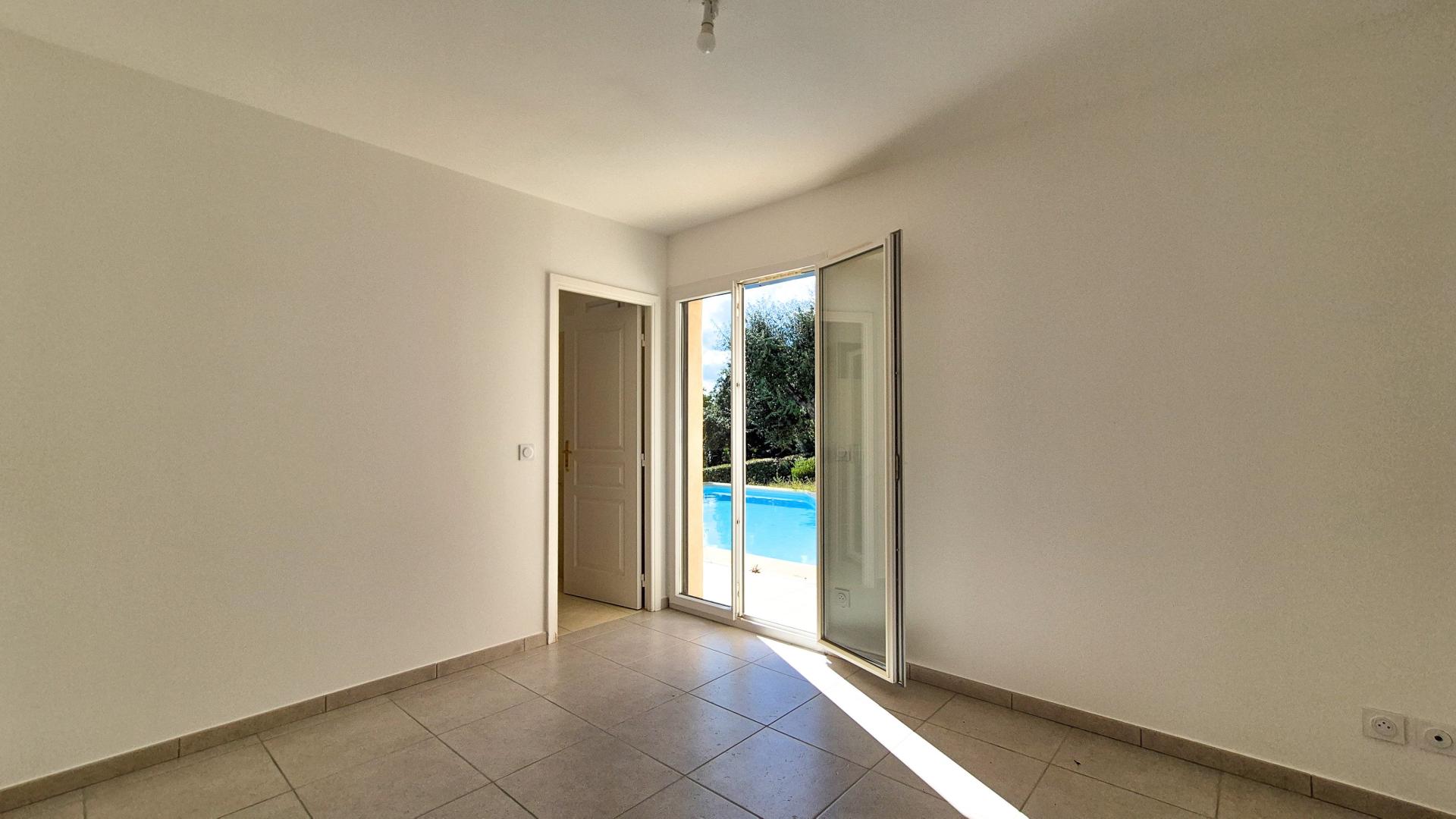 Photo 11 de l'annonce.