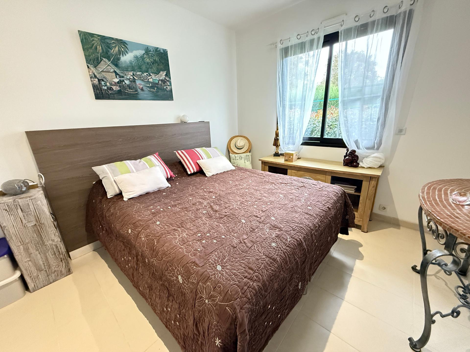 Photo 12 of the listing.