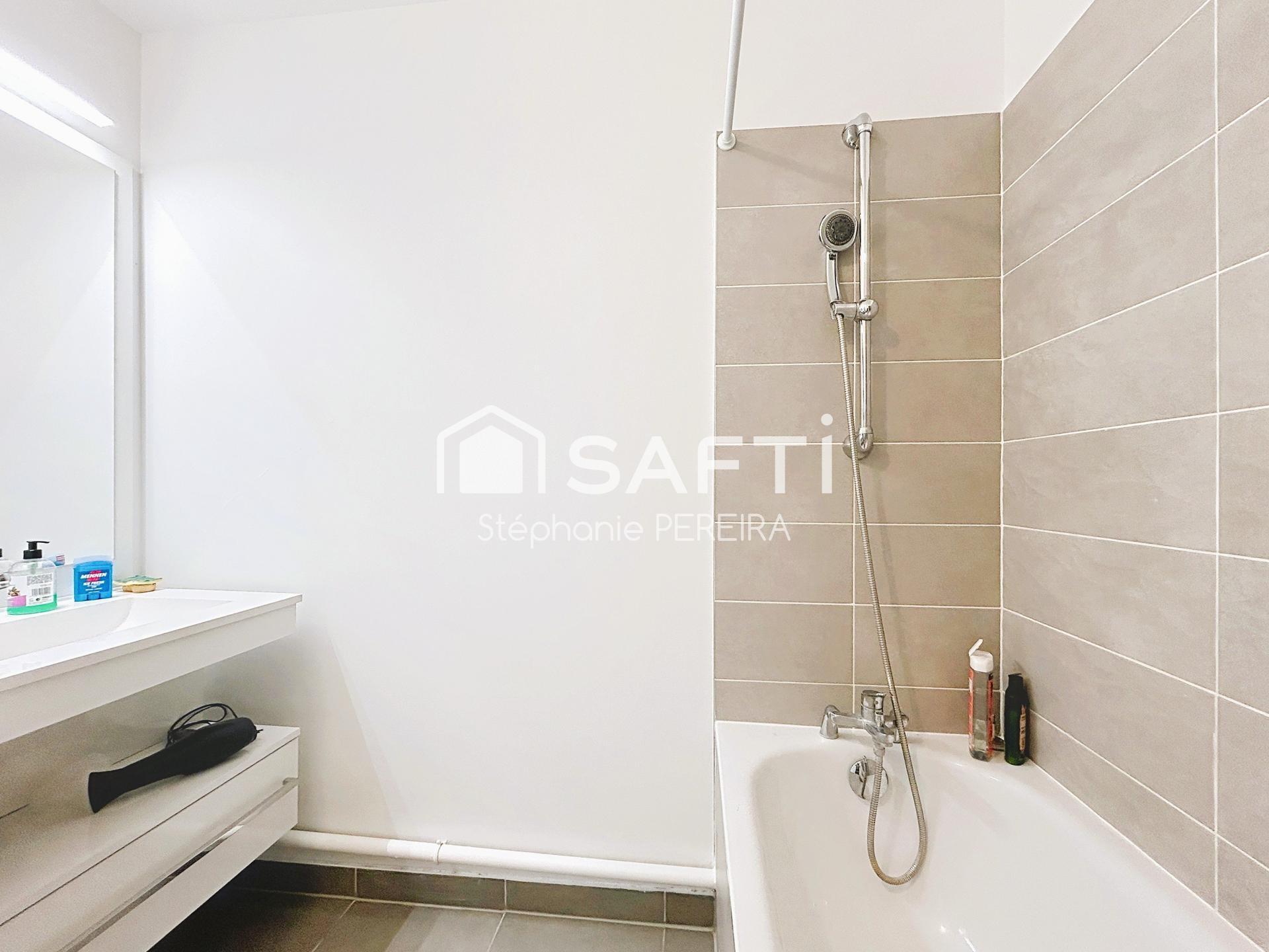 Maison a louer noisy-le-grand - 3 pièce(s) - 63 m2 - Surfyn