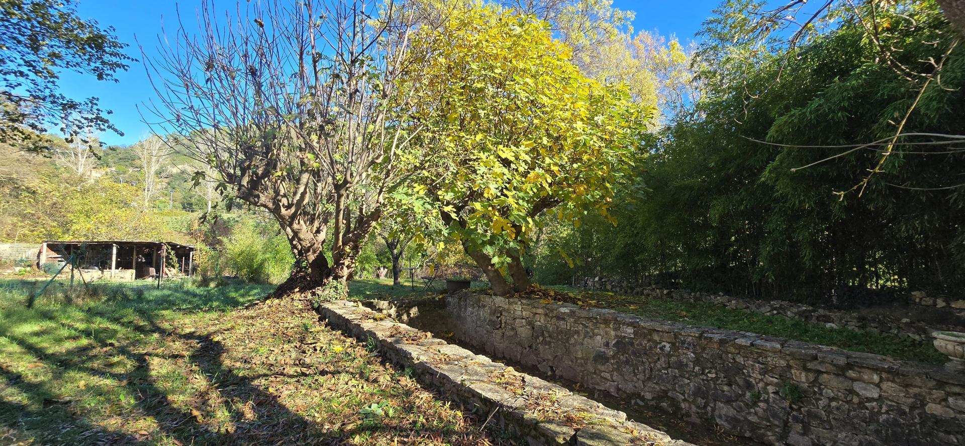 Photo 25 of the listing.