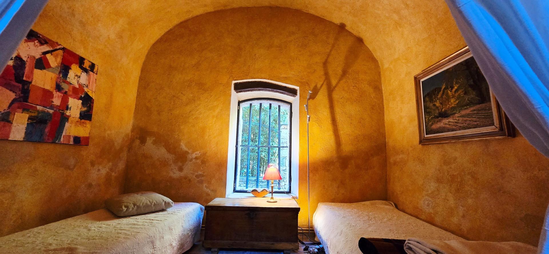 Photo 15 of the listing.