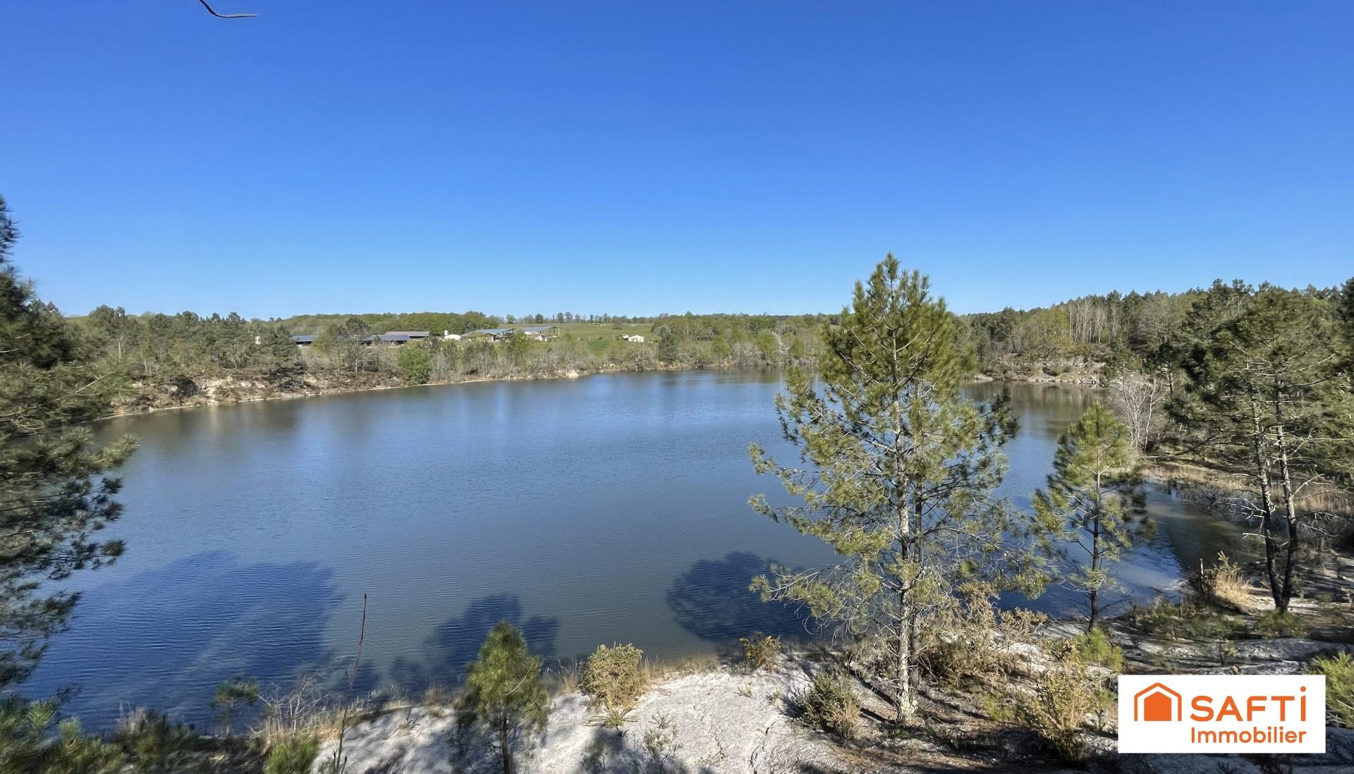 Photo 11 of the listing.