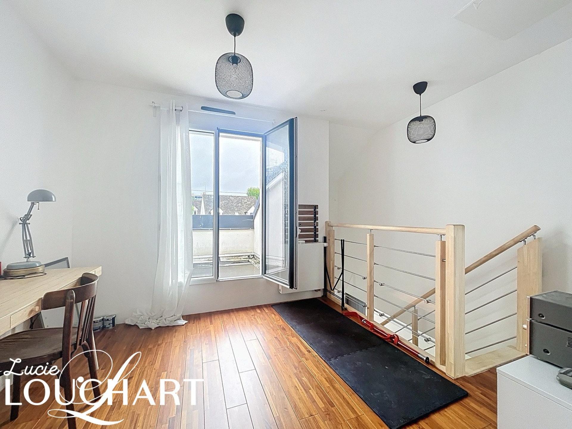 Photo 16 of the listing.