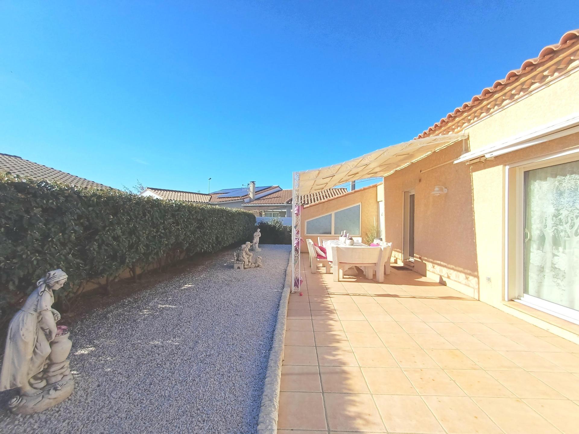 Photo 20 of the listing.