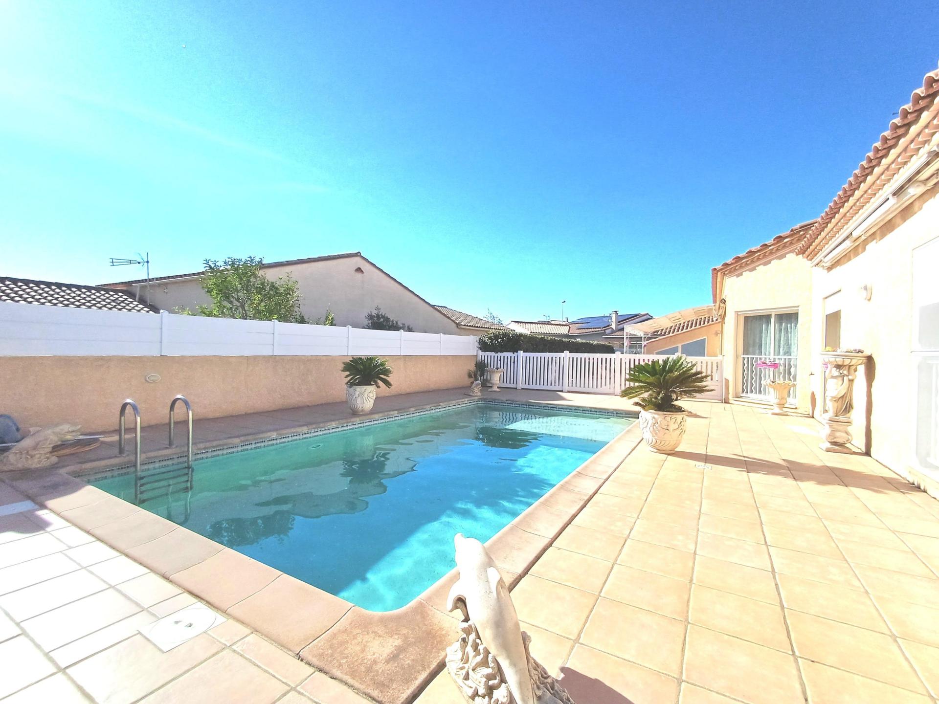 Photo 19 of the listing.