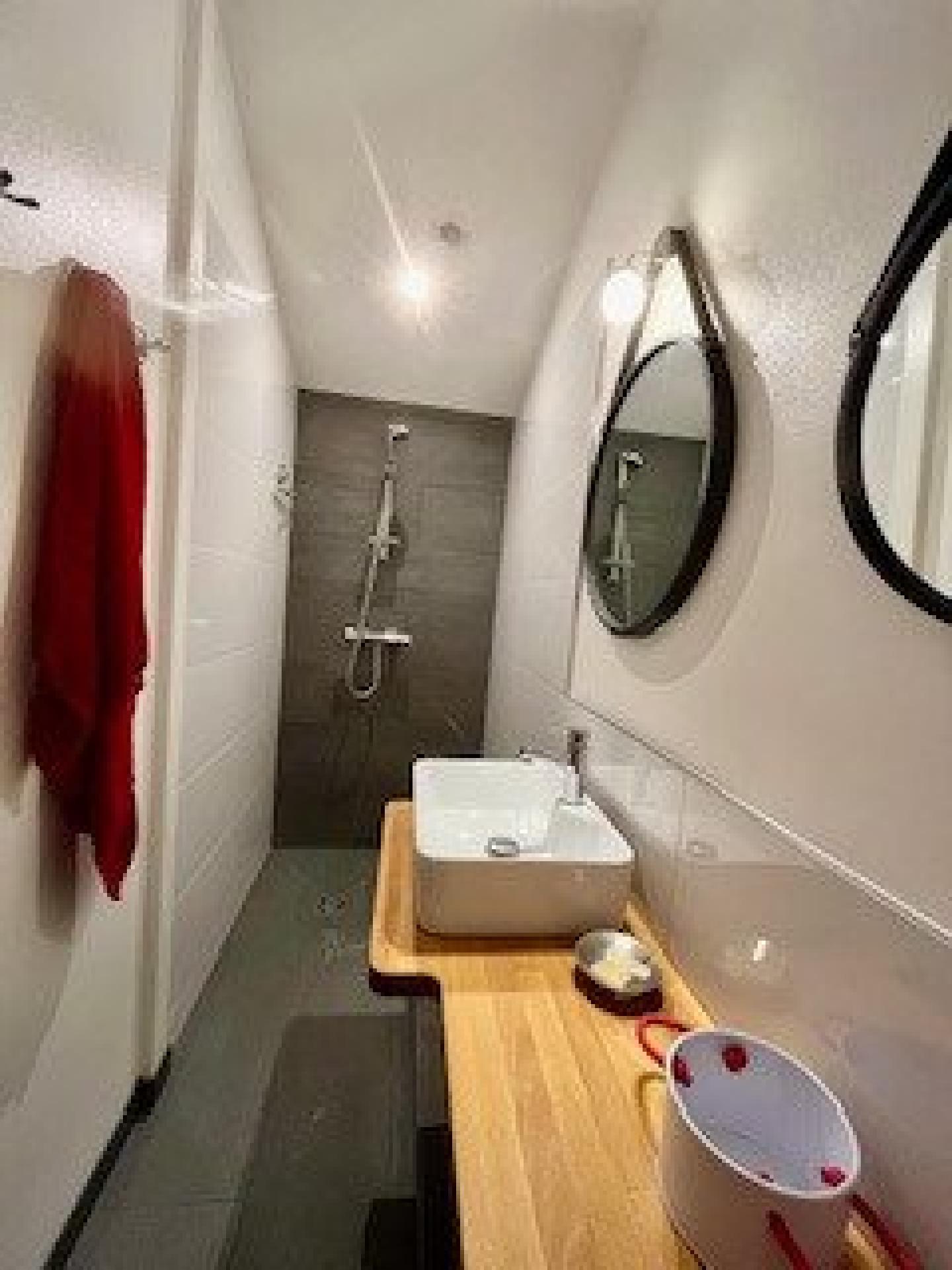 Photo 15 de l'annonce.