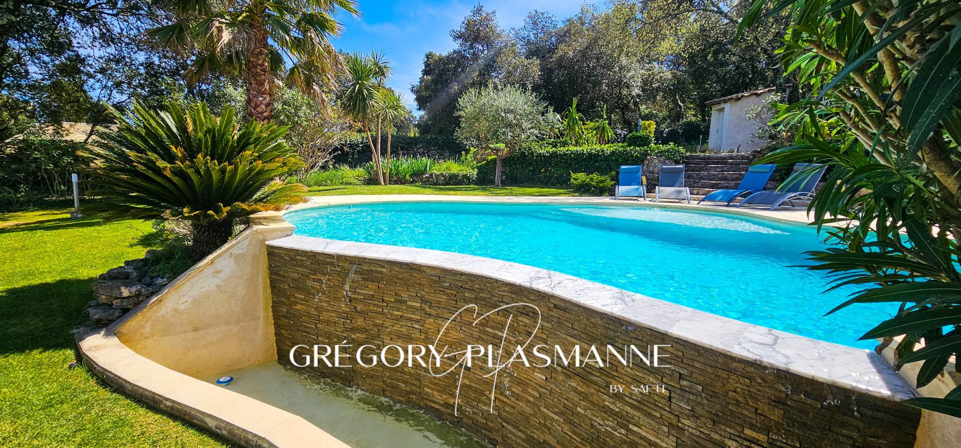 Photo 15 of the listing.