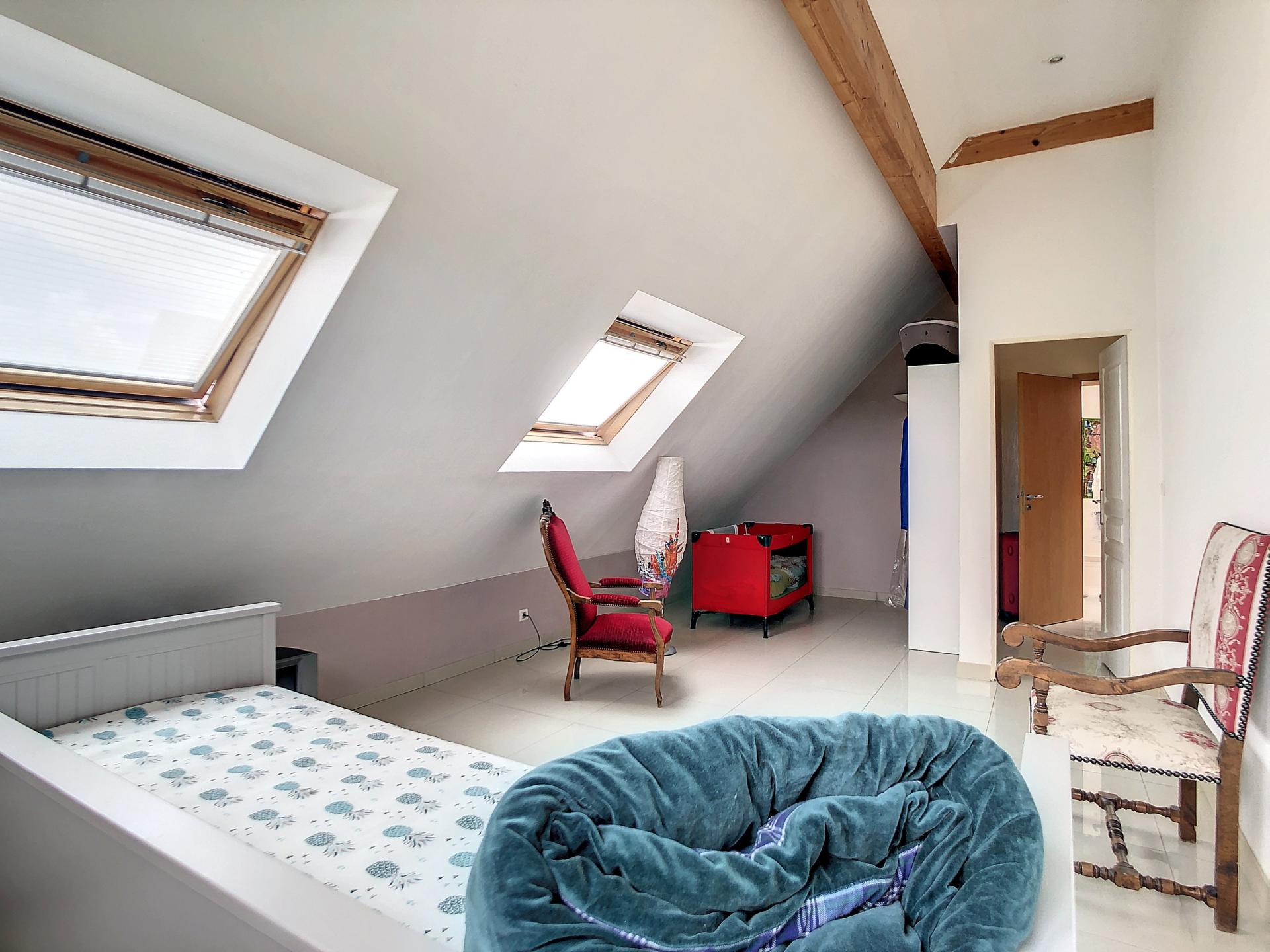 Photo 25 of the listing.