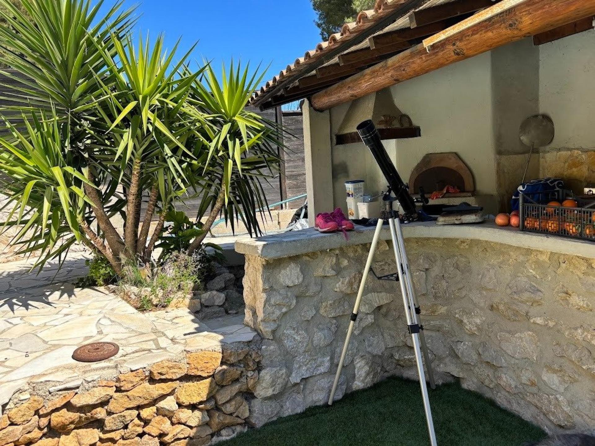 Photo 3 of the listing.