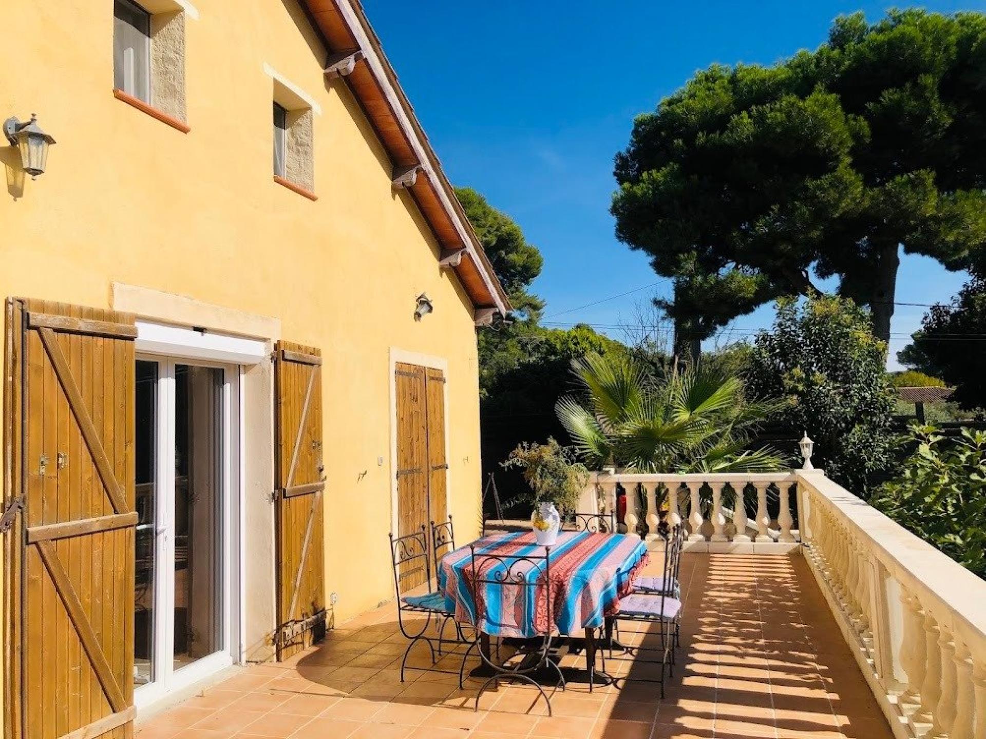 Photo 14 of the listing.