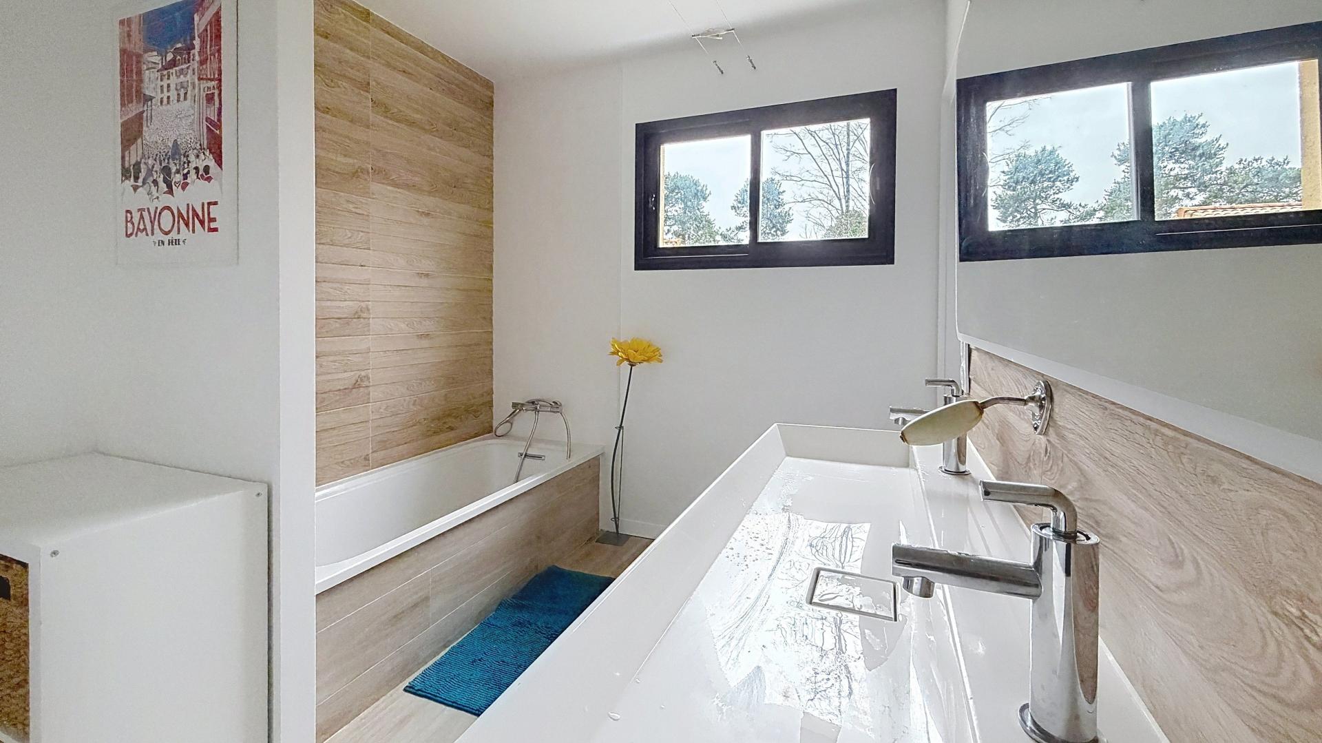 Photo 8 de l'annonce.