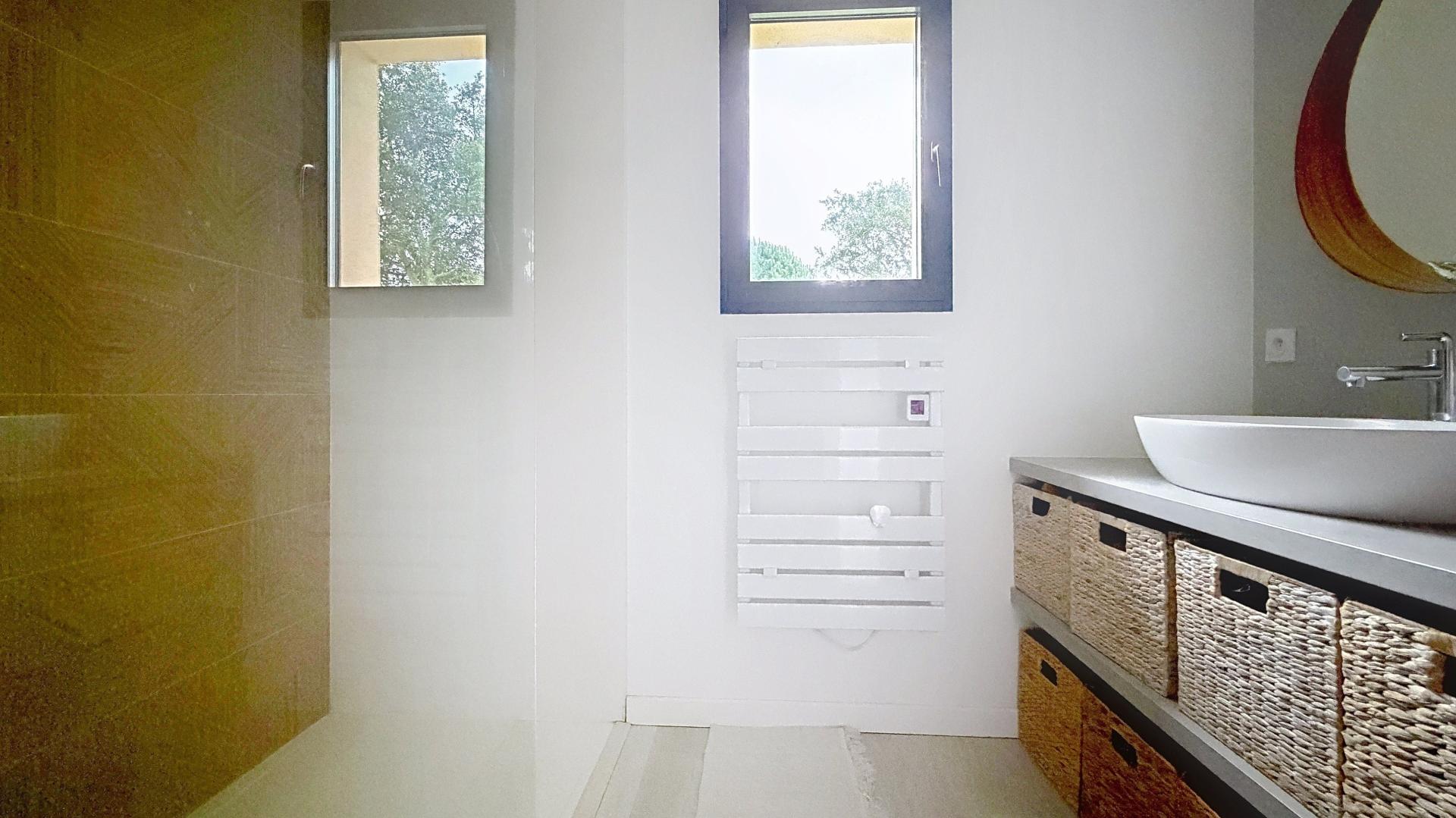 Photo 9 de l'annonce.