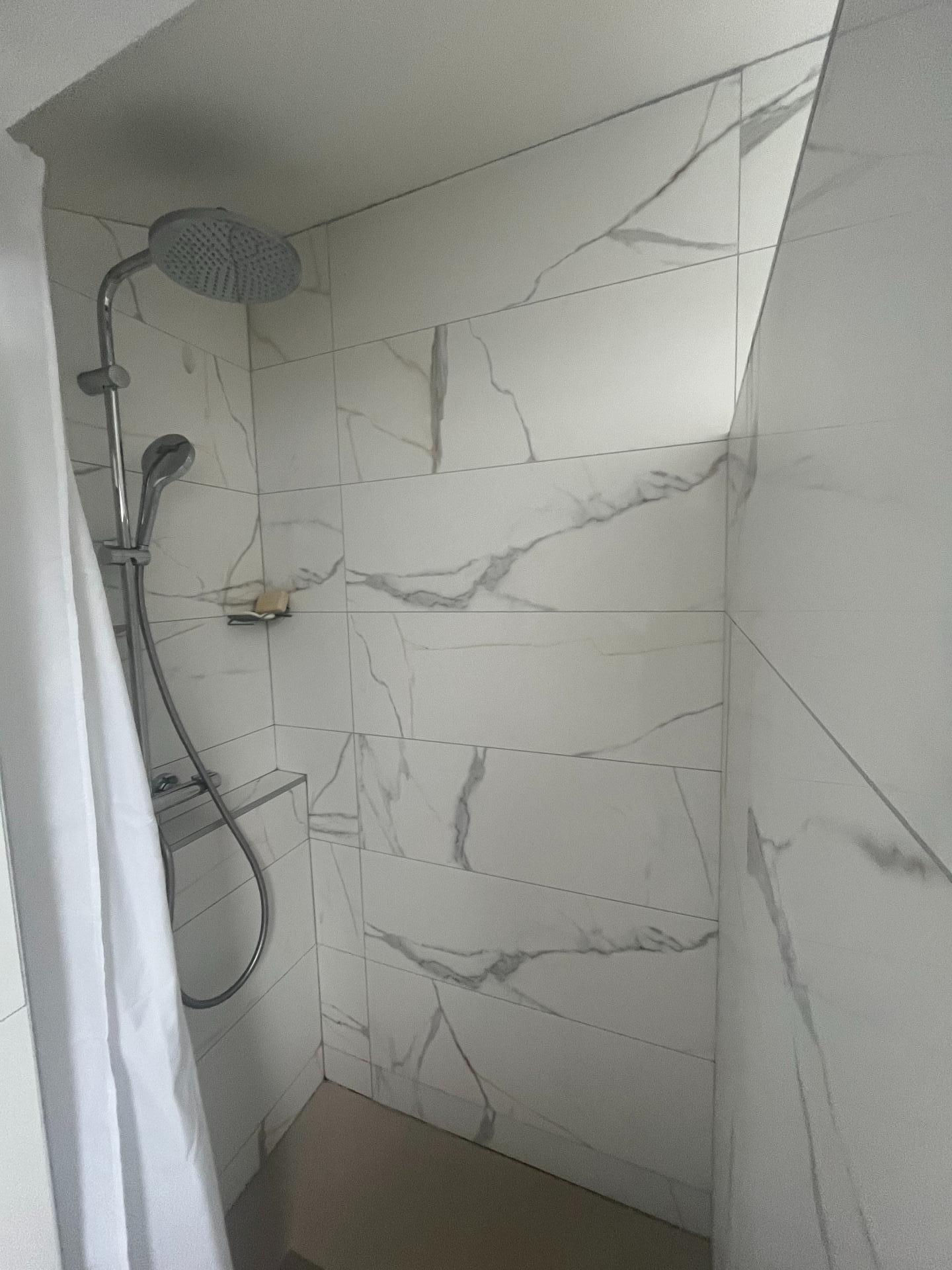 Photo 19 of the listing.