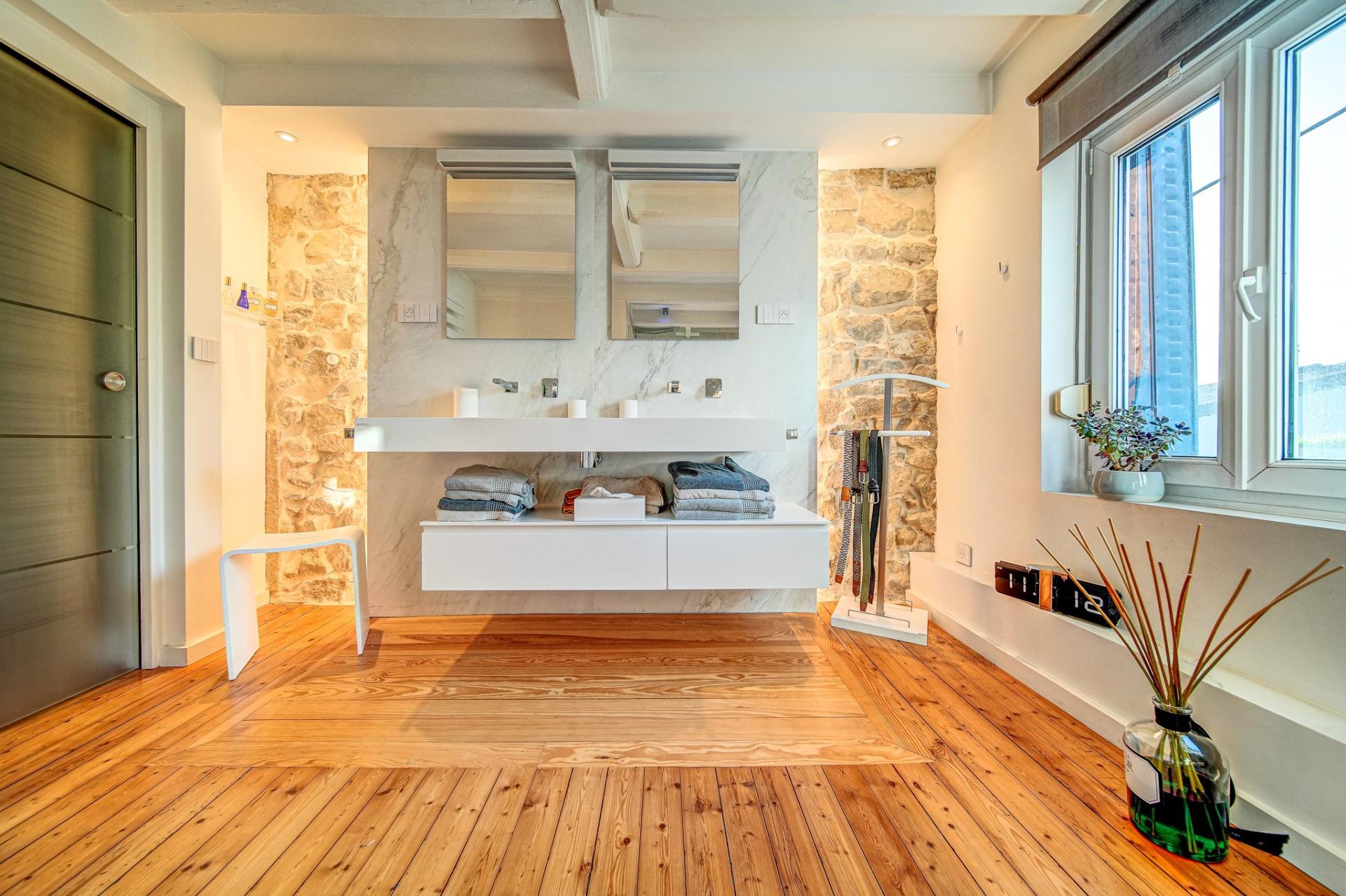 Photo 18 de l'annonce.