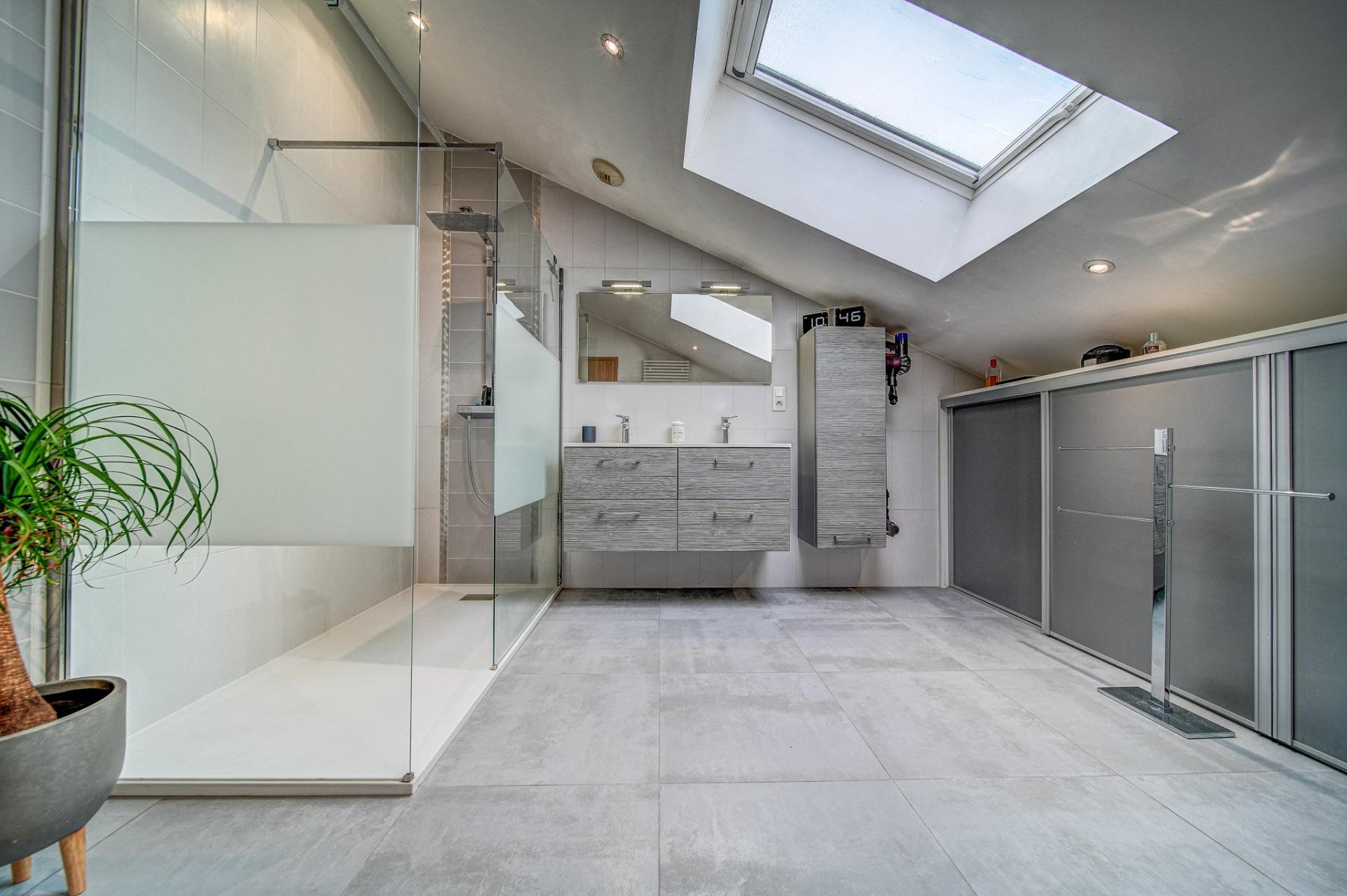 Photo 23 de l'annonce.