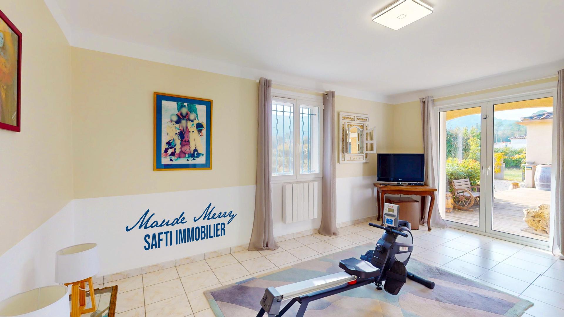 Photo 17 of the listing.