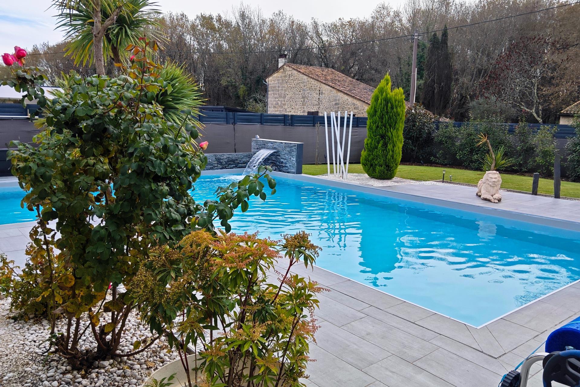 Photo 12 of the listing.