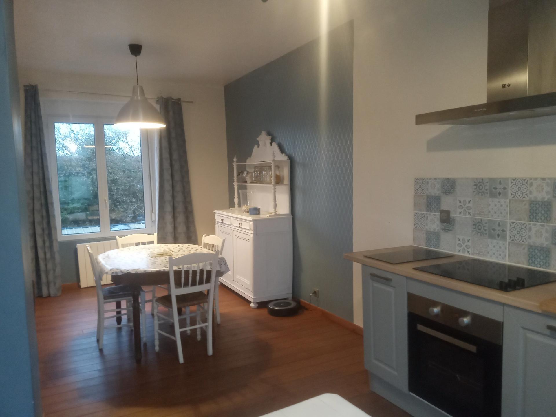 Photo 3 of the listing.