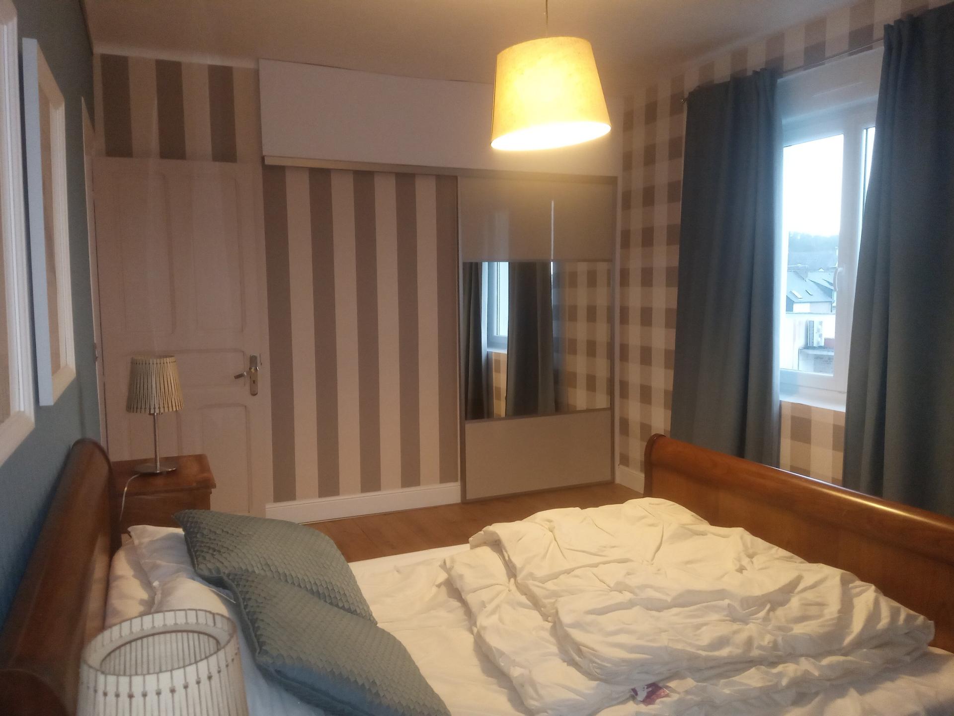 Photo 8 of the listing.