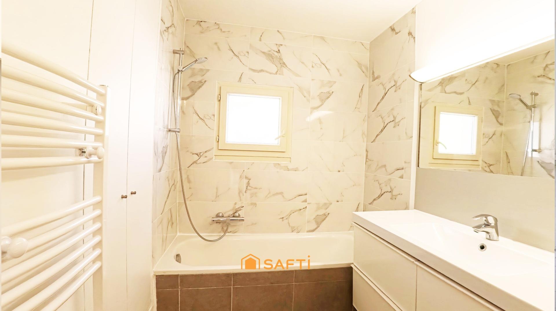 Photo 6 of the listing.