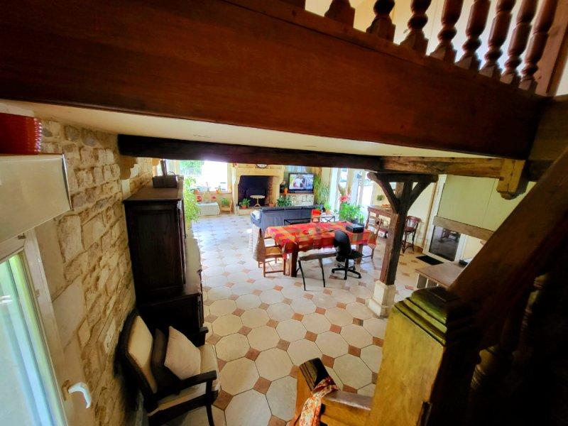 Photo 17 of the listing.