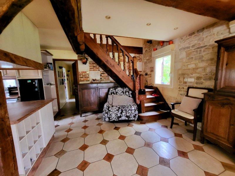 Photo 12 of the listing.