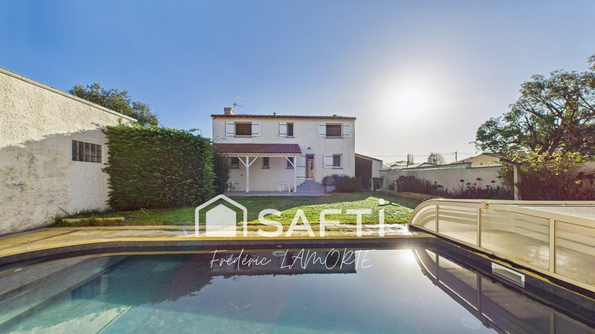 Photo 17 of the listing.