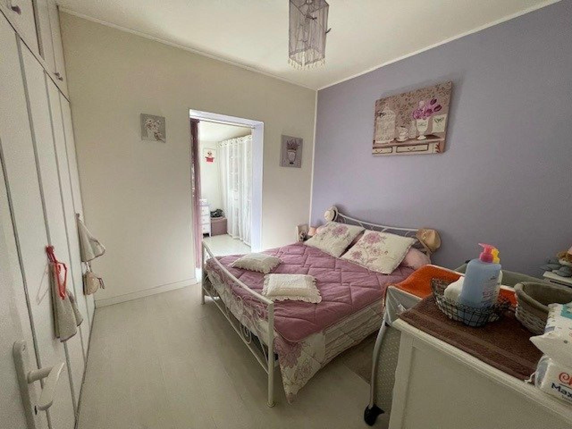 Photo 11 of the listing.