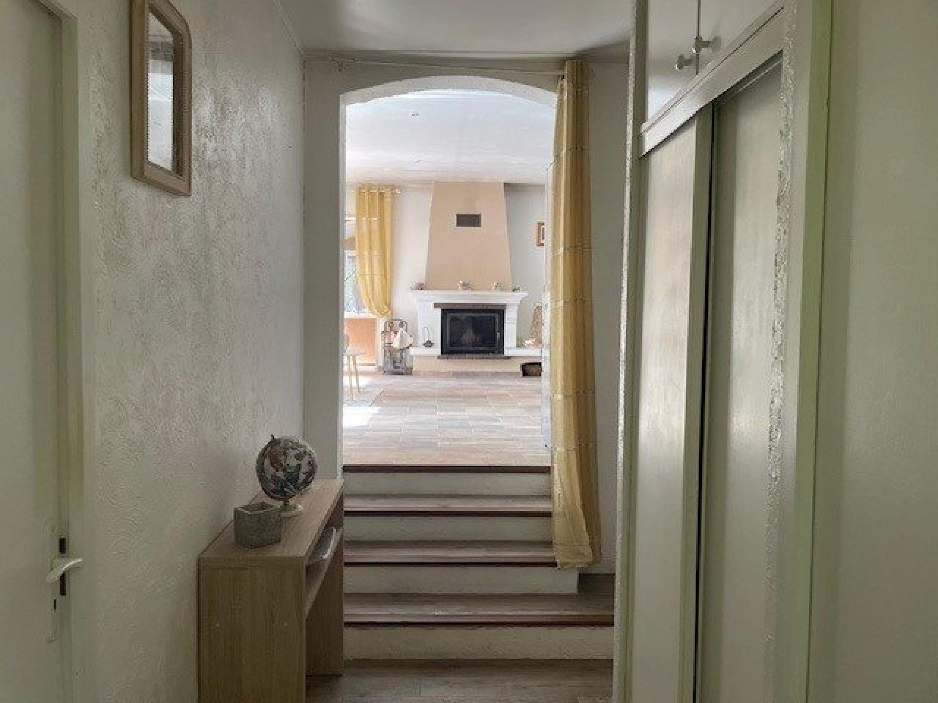 Photo 15 of the listing.