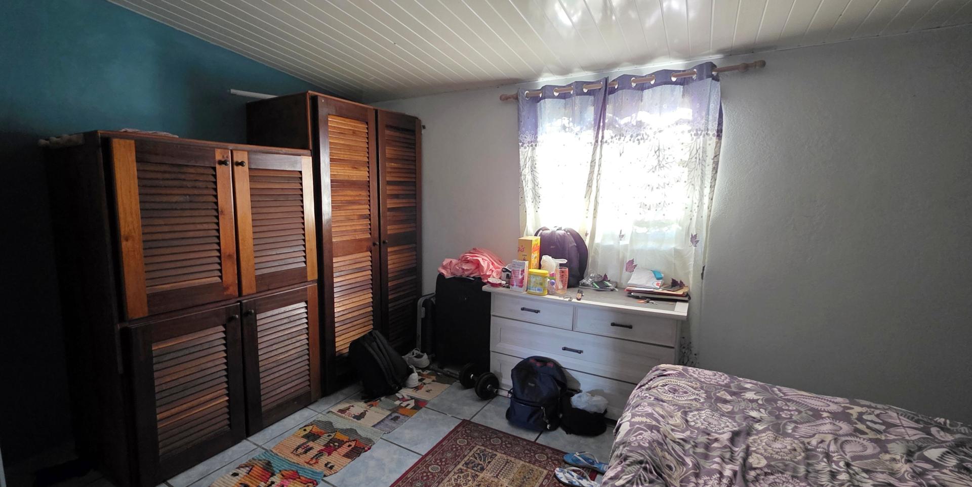 Photo 5 of the listing.