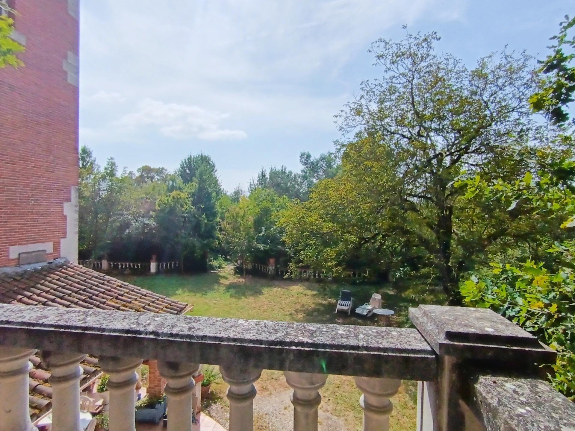 Photo 16 of the listing.