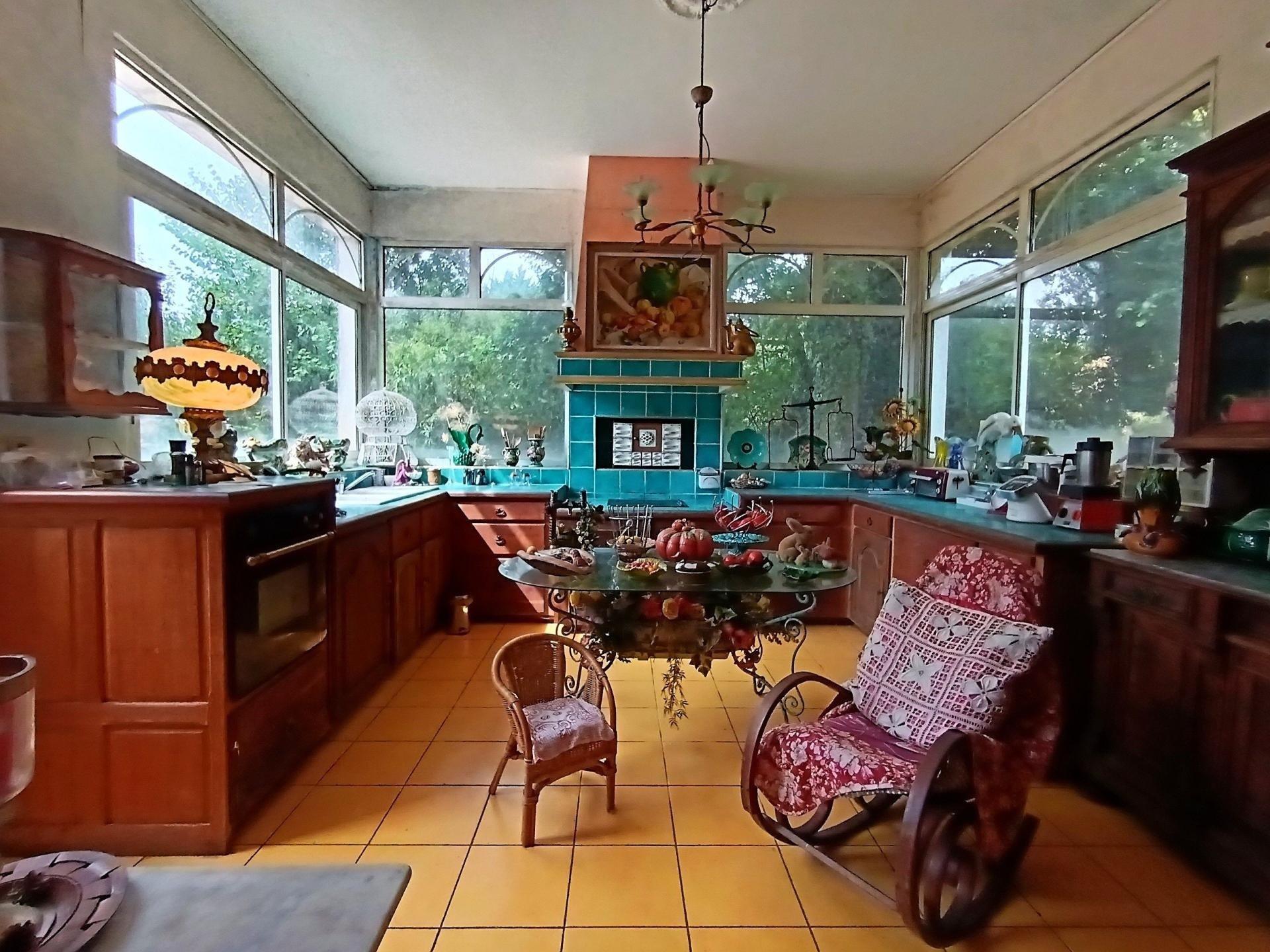 Photo 9 of the listing.