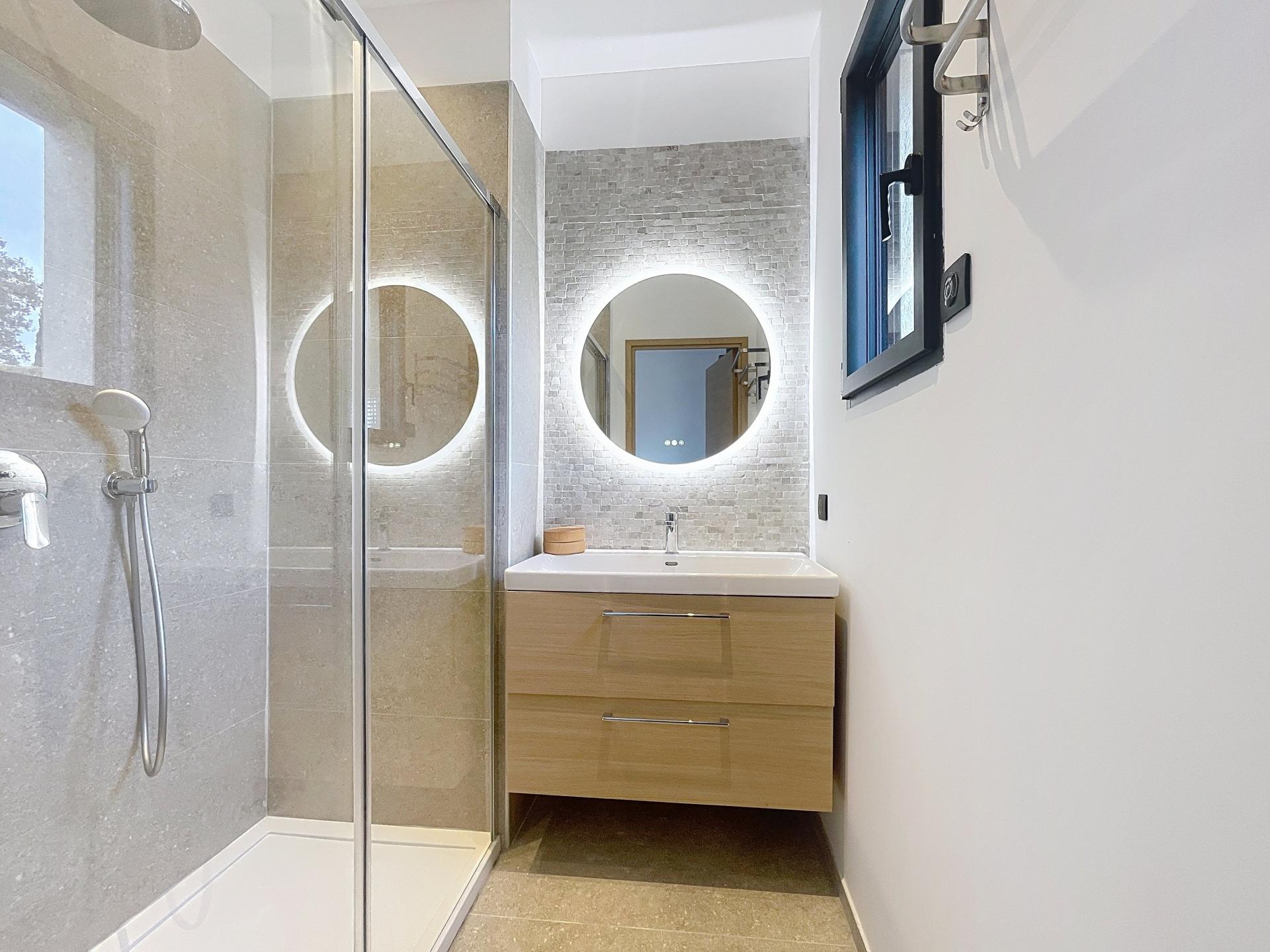 Photo 13 de l'annonce.