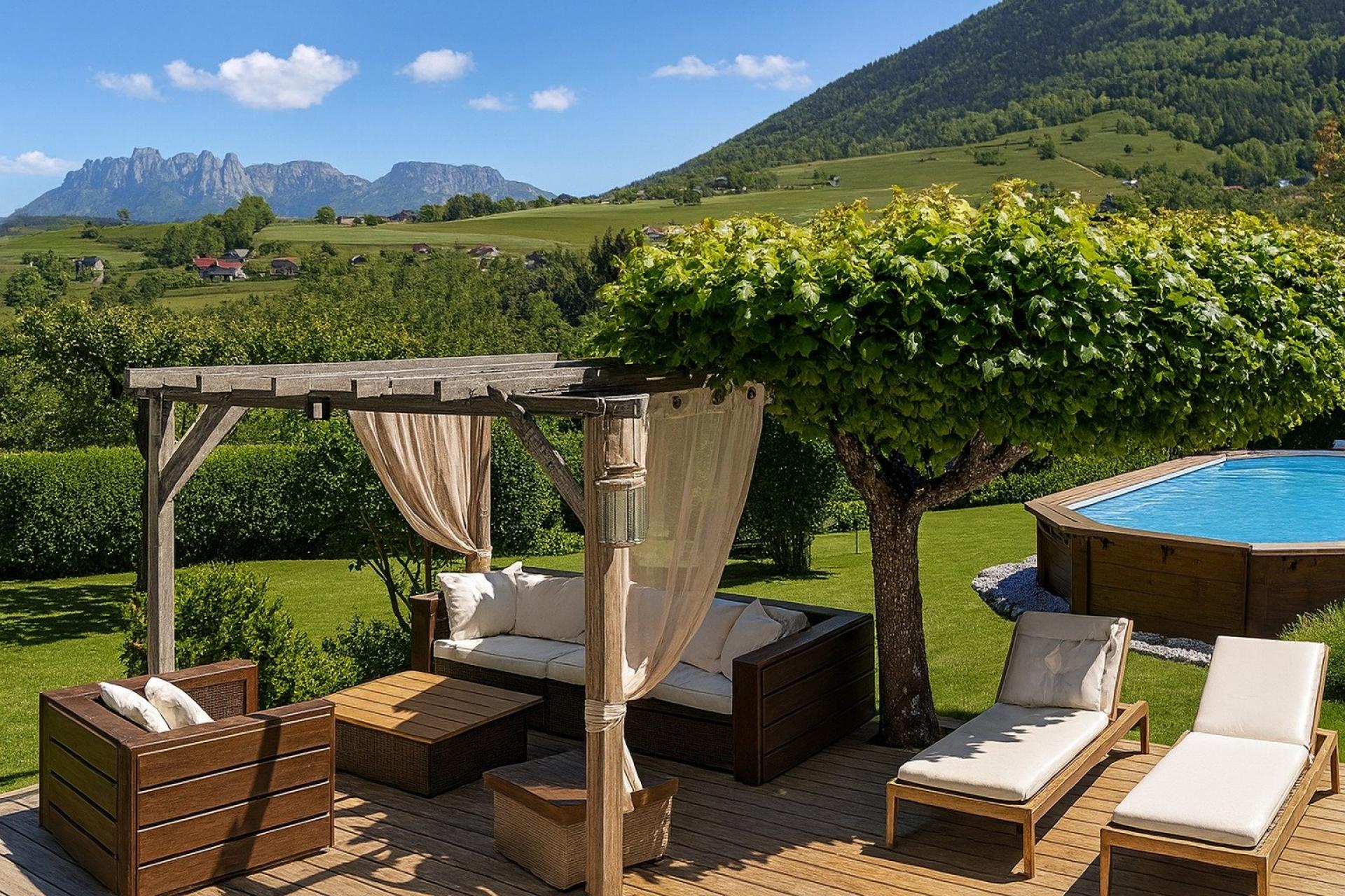 Photo 16 of the listing.