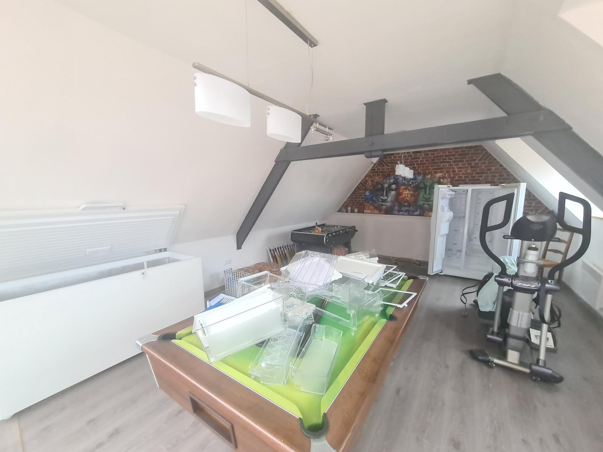 Photo 5 of the listing.