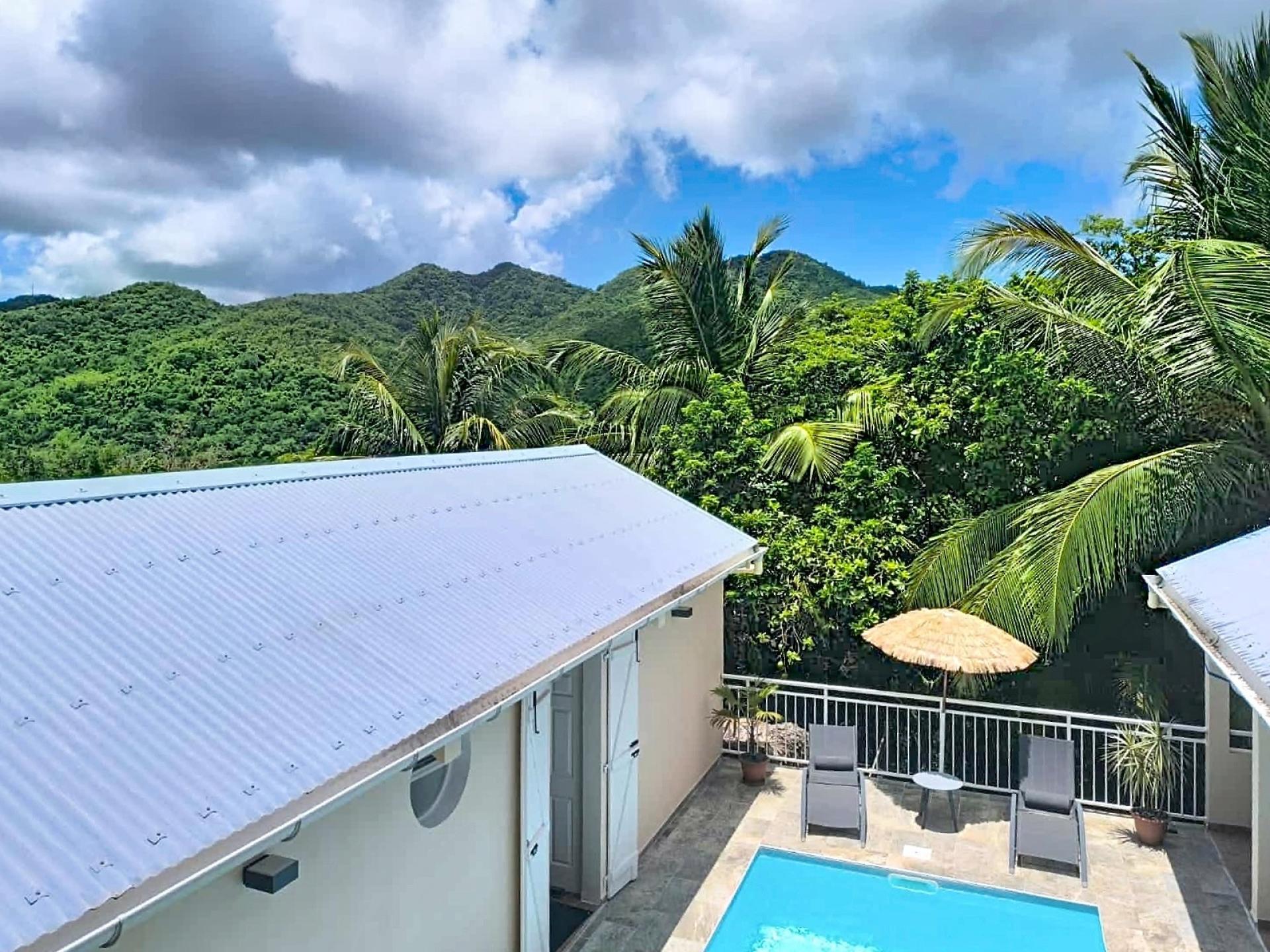 Photo 13 of the listing.