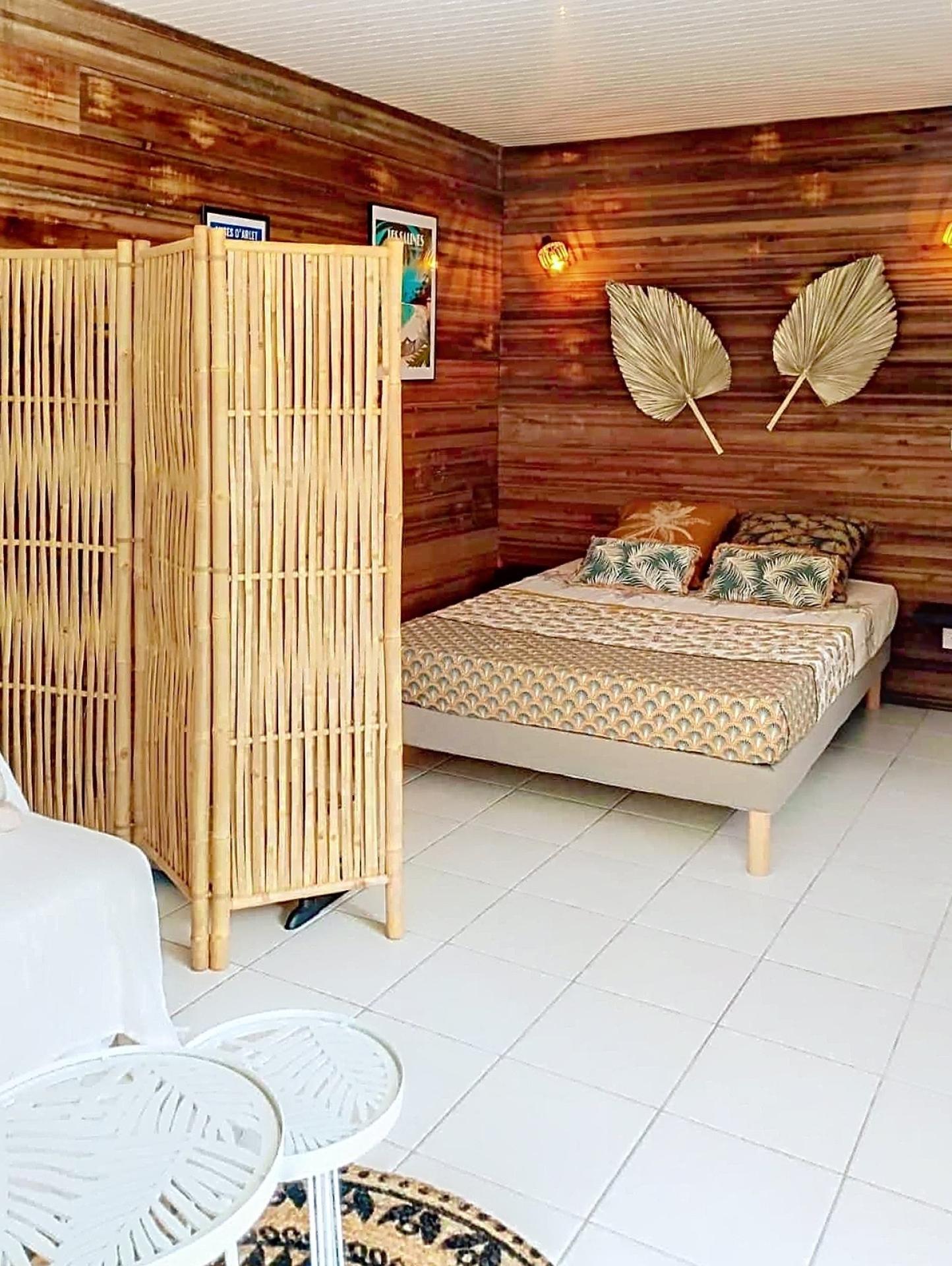 Photo 9 of the listing.