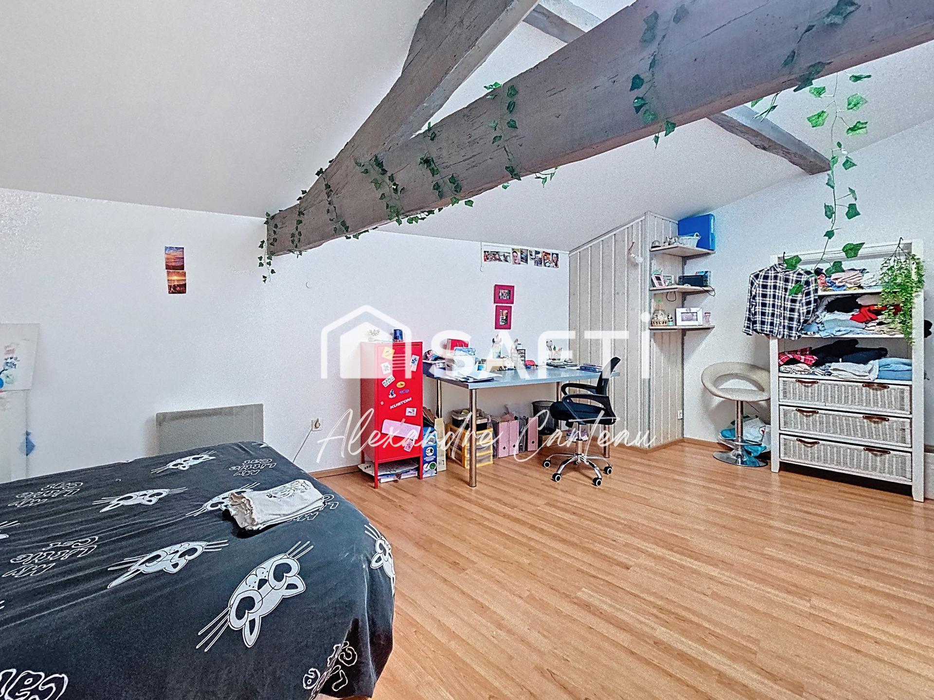 Photo 7 of the listing.