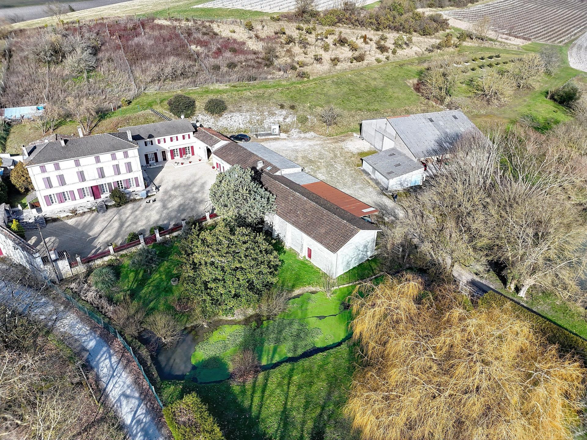 Photo 20 of the listing.