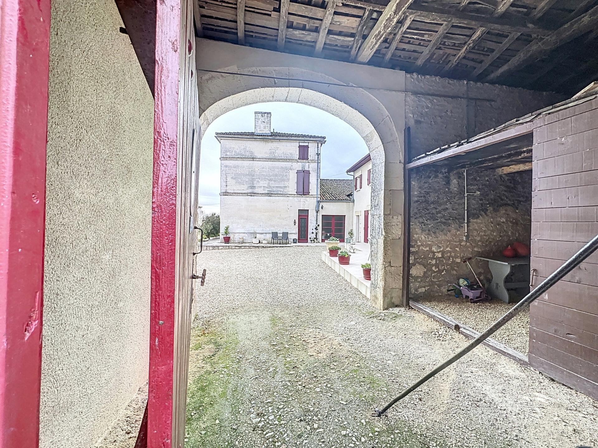 Photo 19 of the listing.