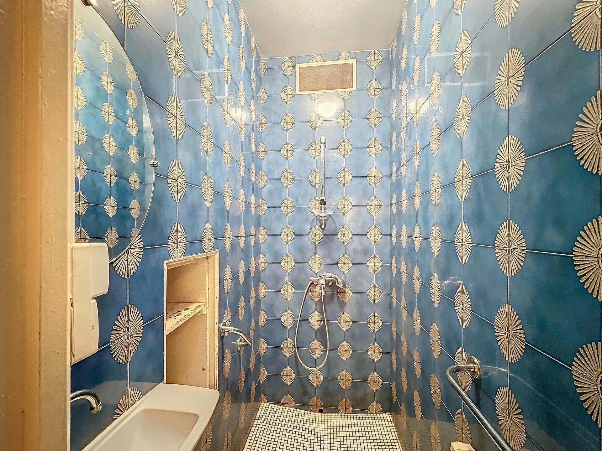 Photo 12 of the listing.