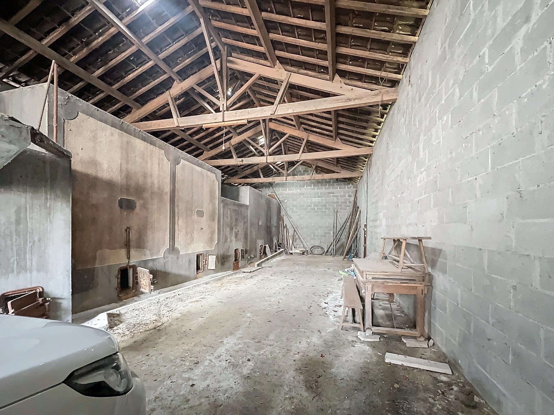 Photo 16 of the listing.