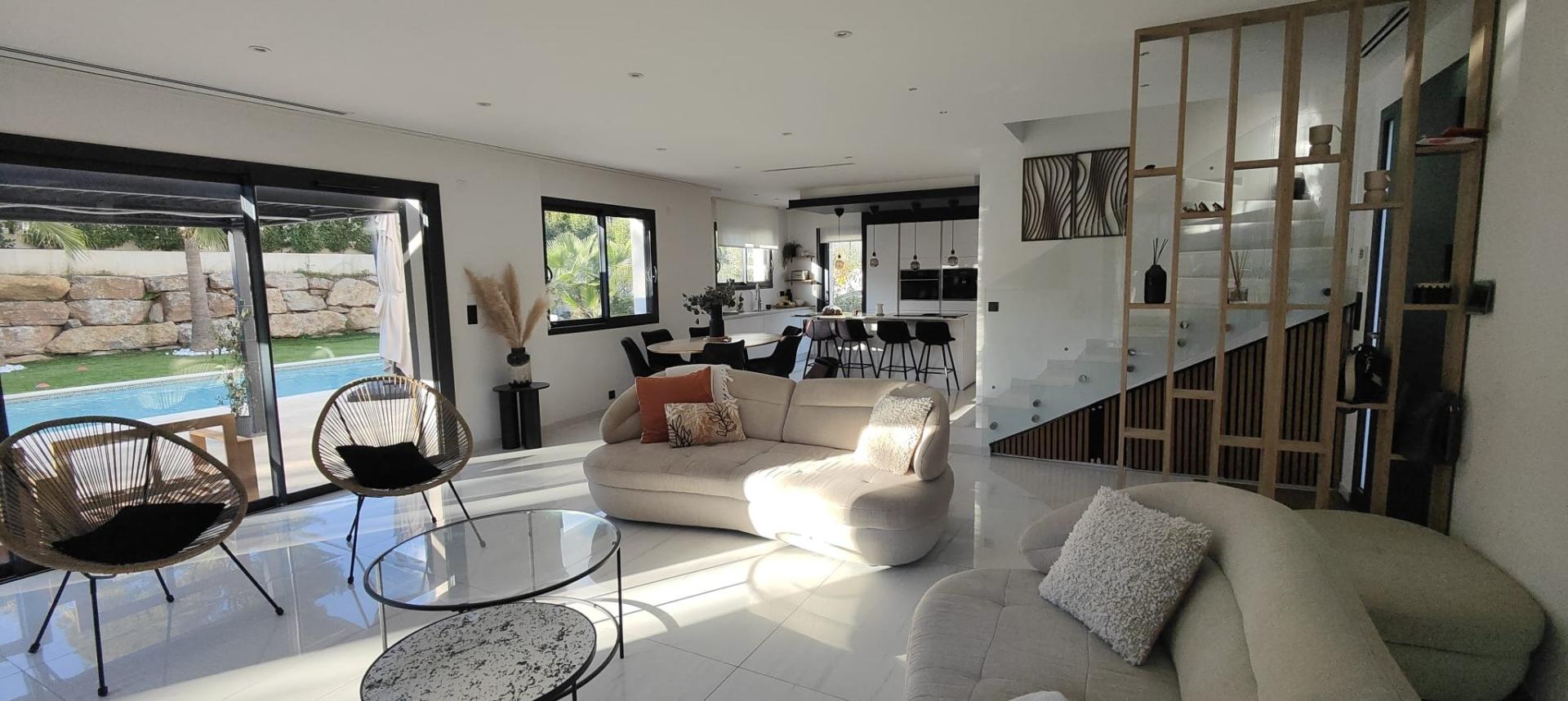 Photo 7 of the listing.