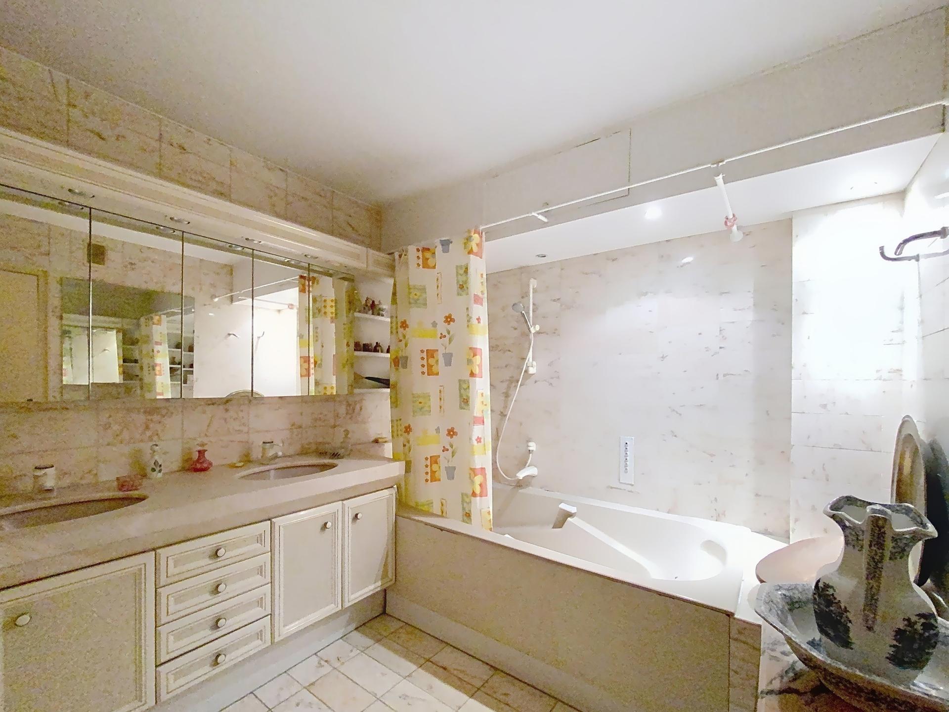 Photo 14 de l'annonce.