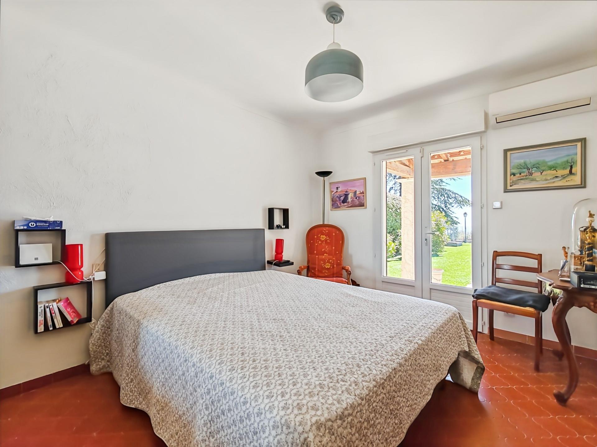 Photo 13 de l'annonce.