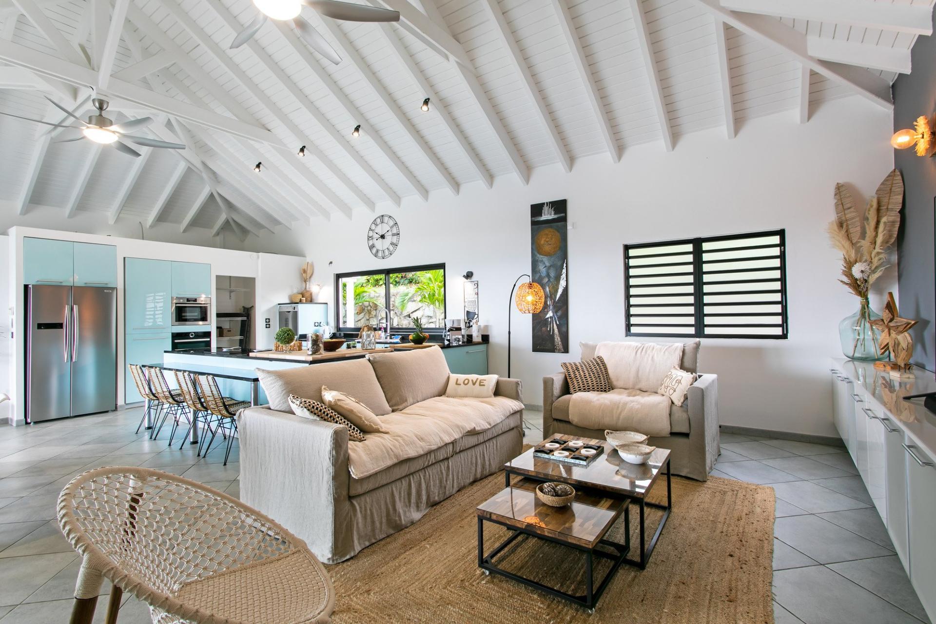 Photo 7 of the listing.