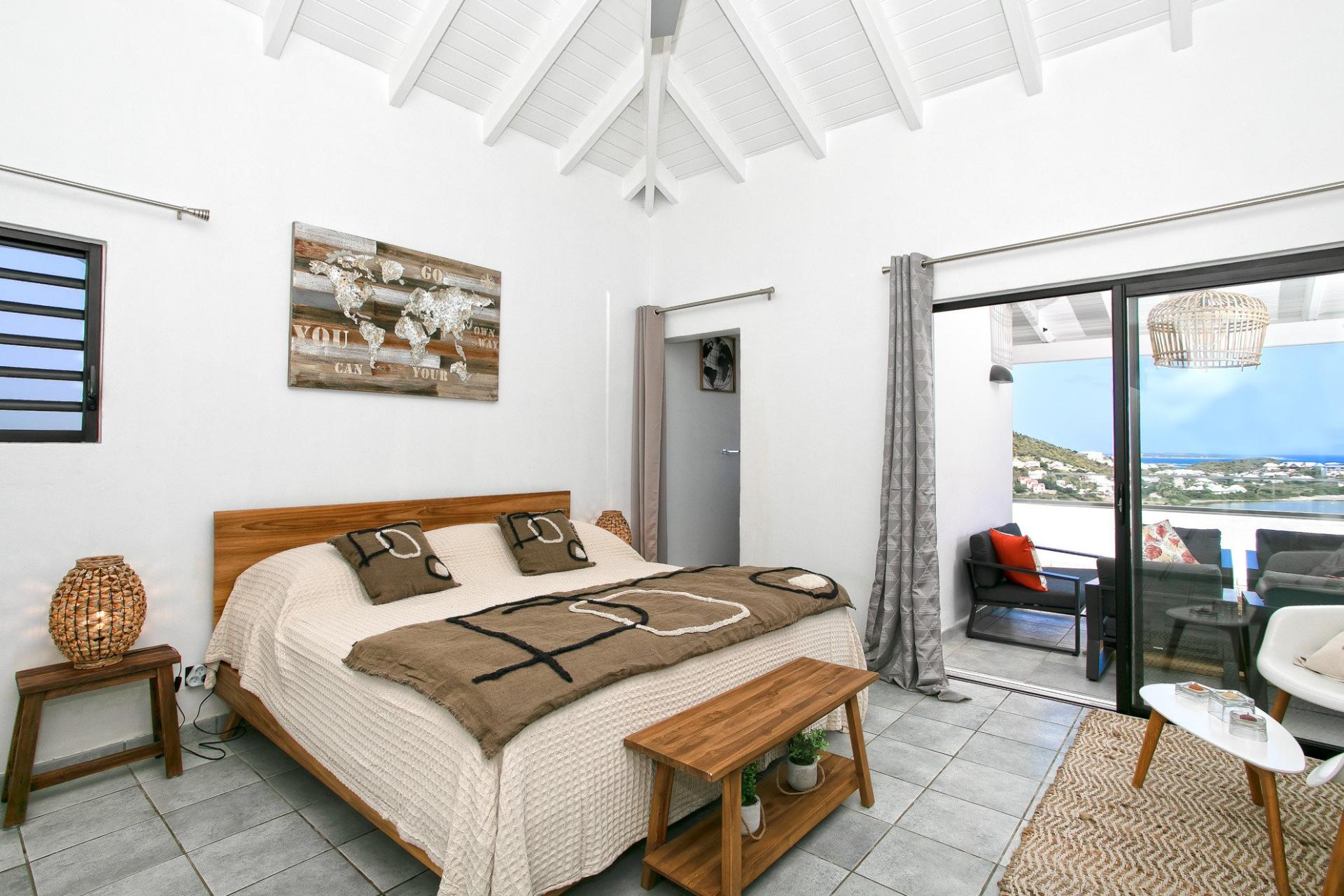 Photo 12 of the listing.