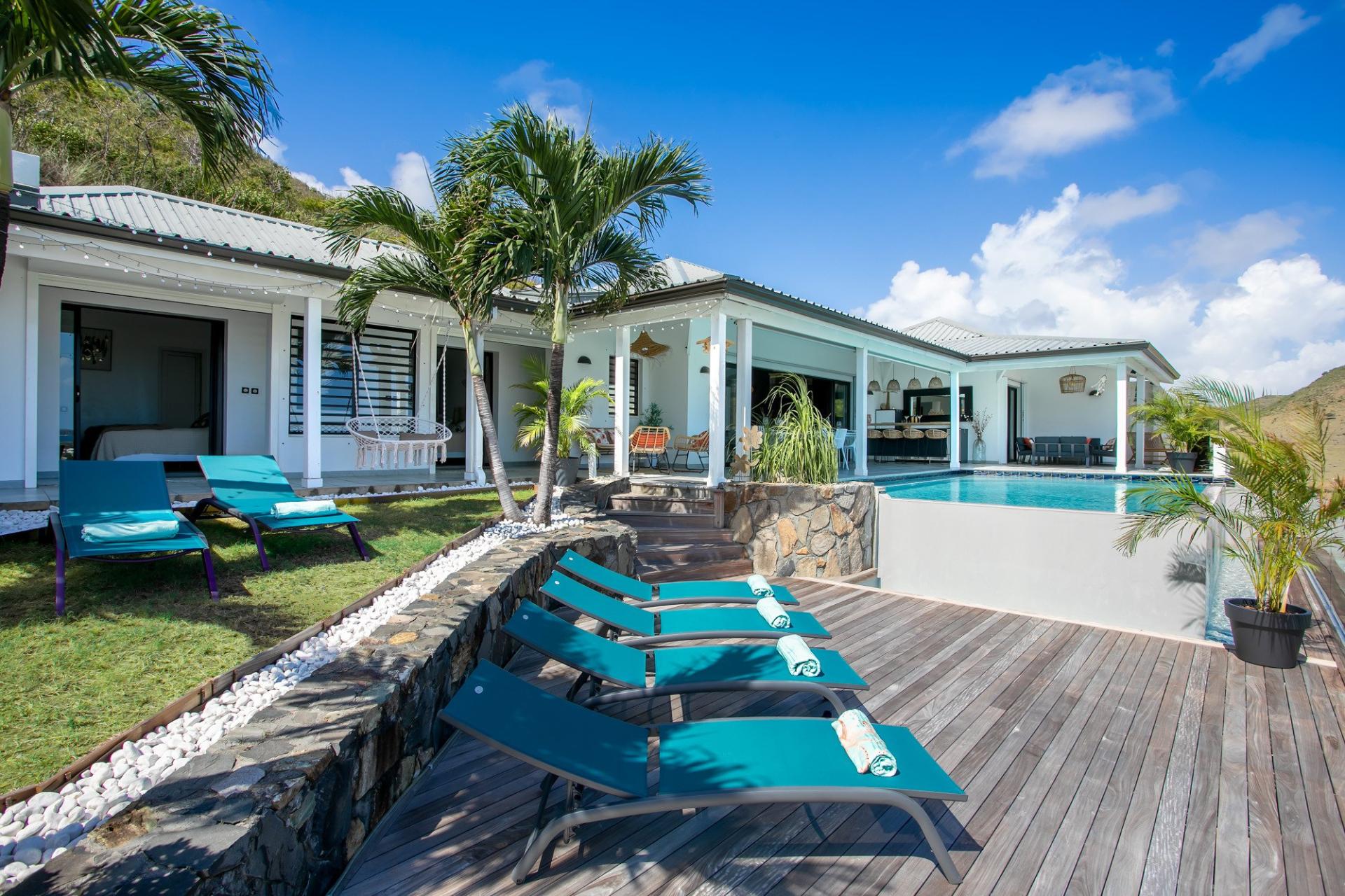 Photo 3 of the listing.