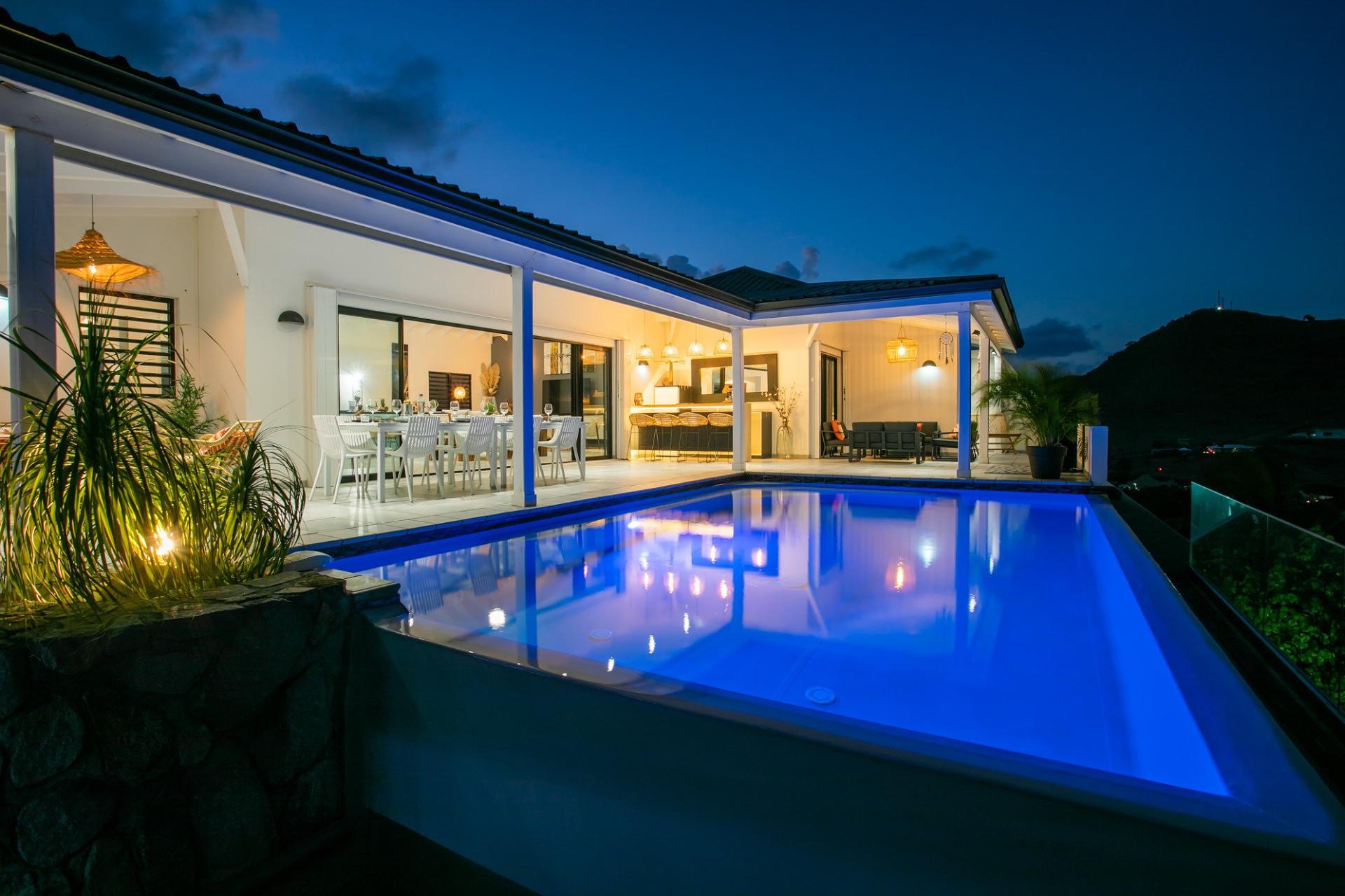 Photo 4 of the listing.